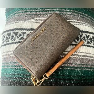 Michael Kors wallet